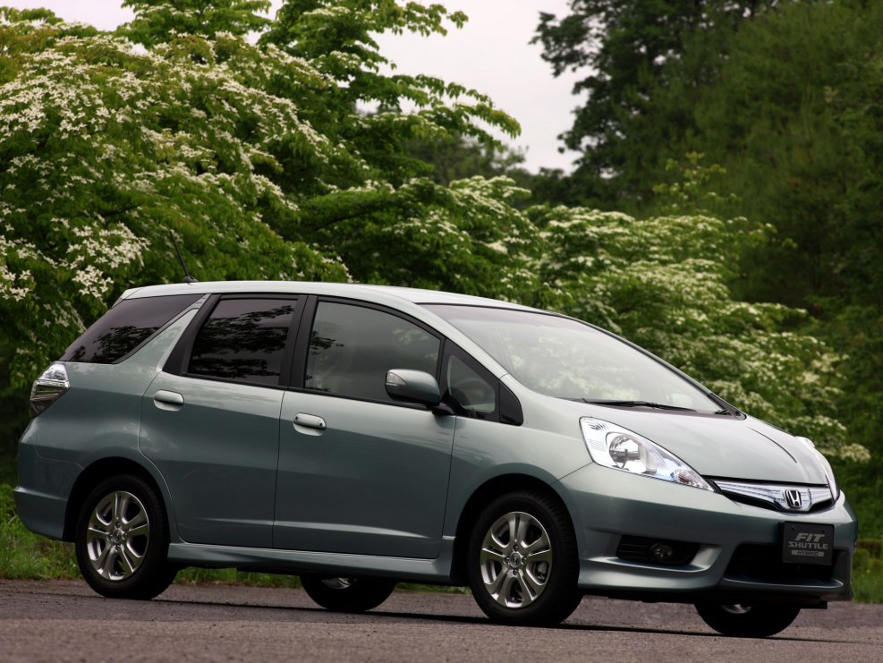 Honda Fit Shuttle 2011