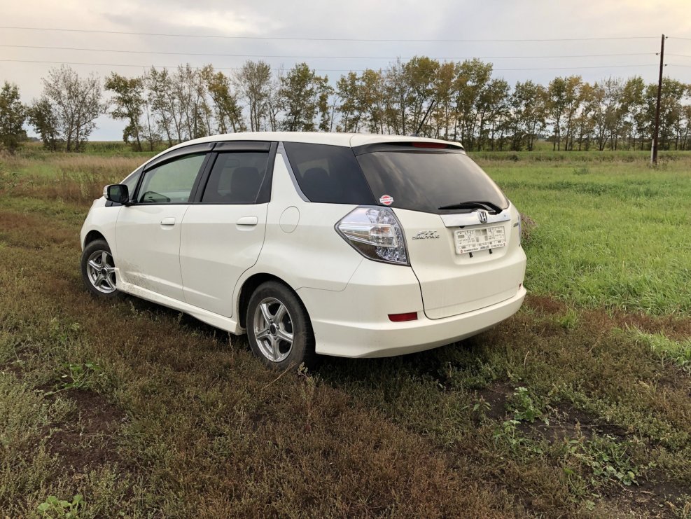 Honda Fit Shuttle Hybrid