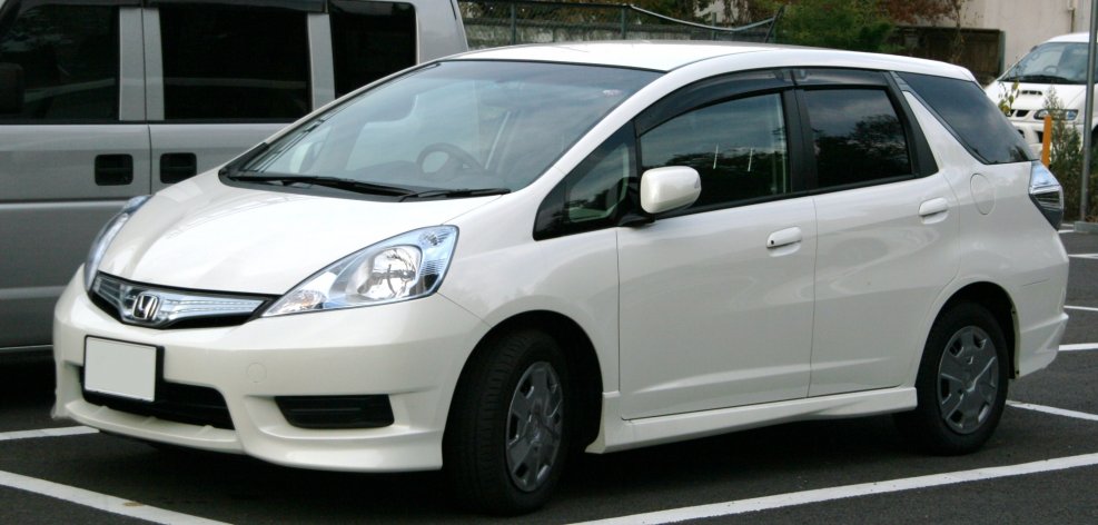 Хонда Fit Shuttle Hybrid