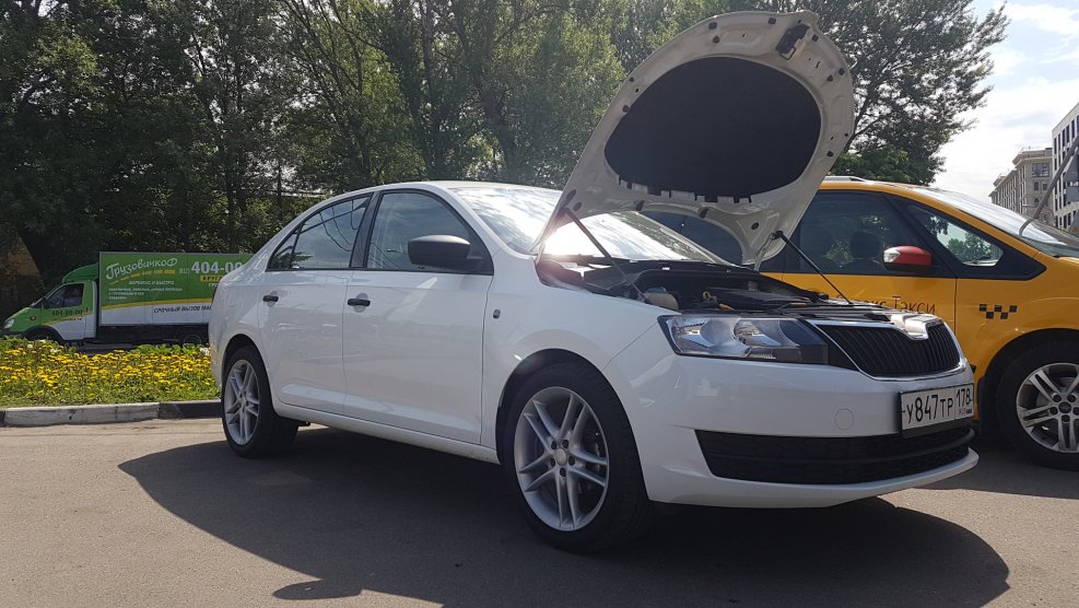 Škoda Rapid r17