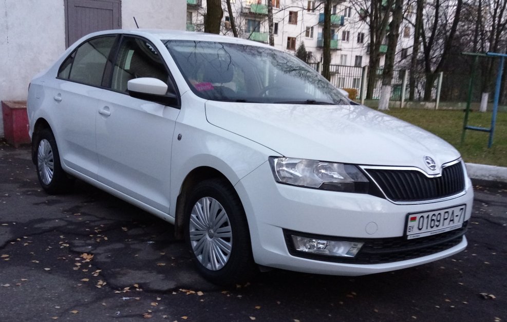 Škoda Rapid r17