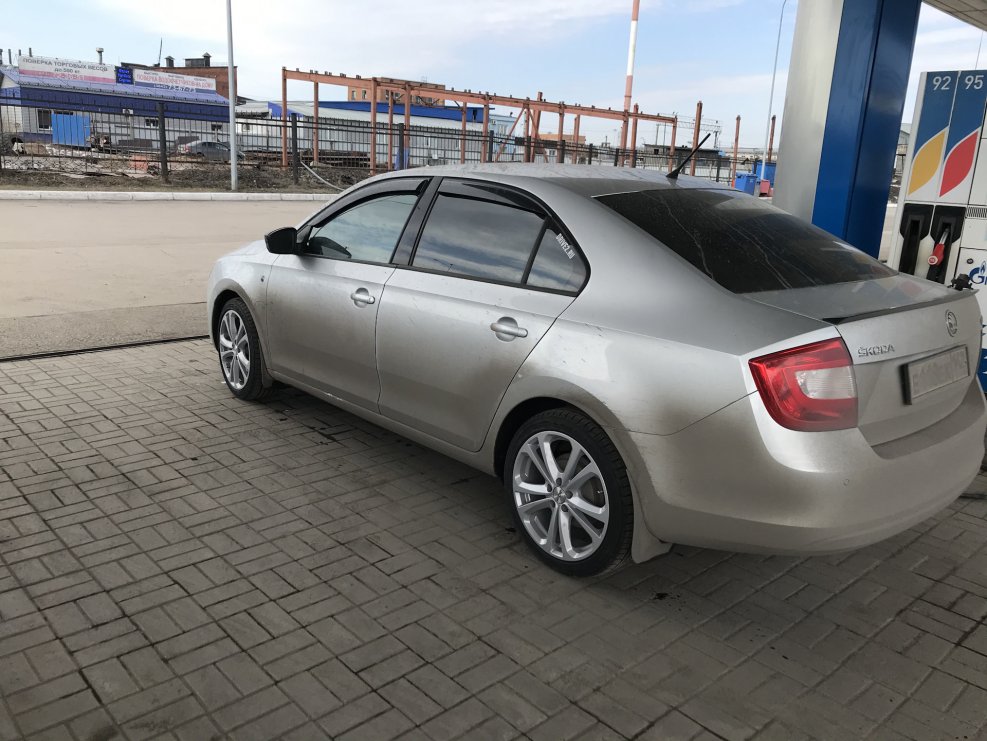 Skoda Rapid 205/50 r17