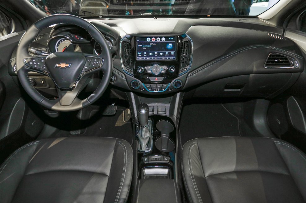 Chevrolet Cruze 2017 салон