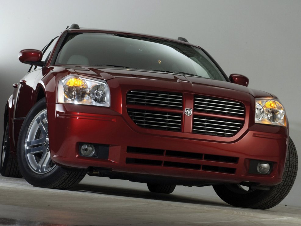 Dodge Magnum 2005