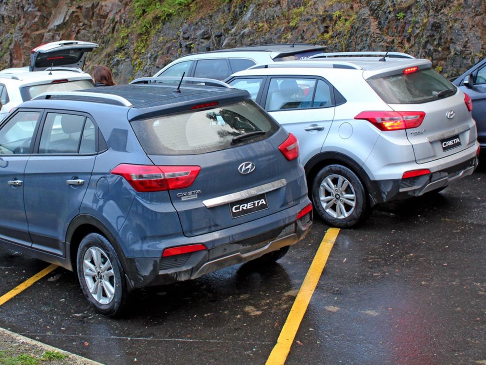 Kia Seltos vs Creta