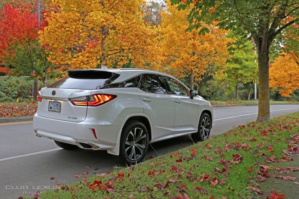 Lexus LX 350
