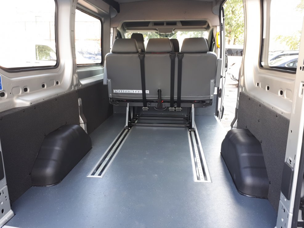 Ford Transit Комби м1 8+1