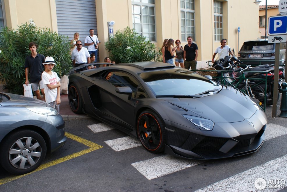 Lamborghini Aventador LP 1600