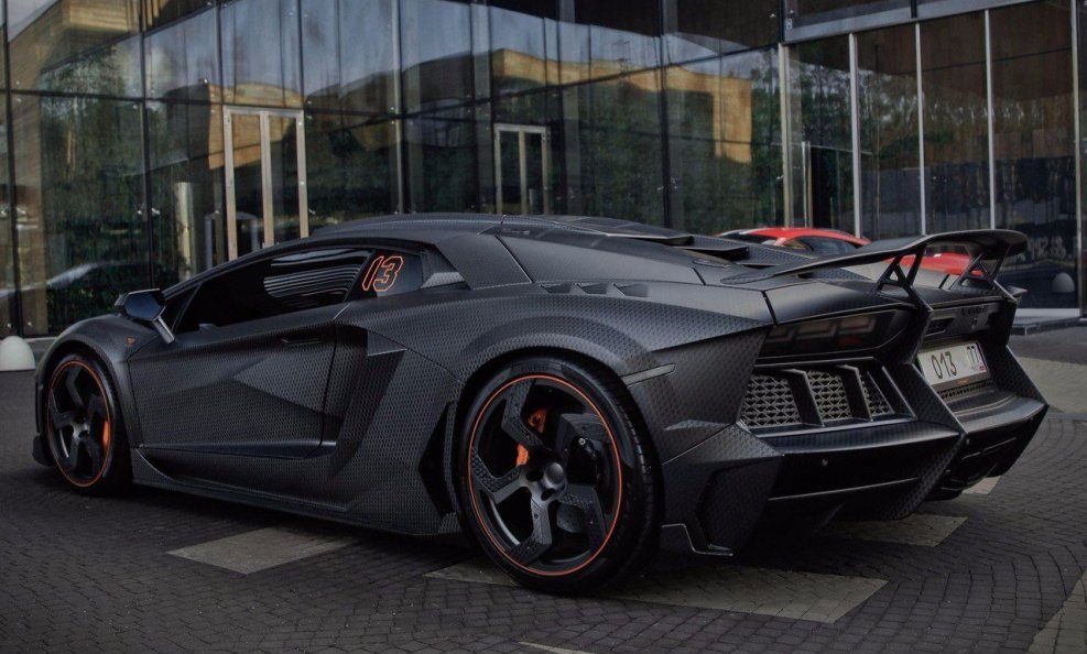 Lamborghini Aventador LP 1600