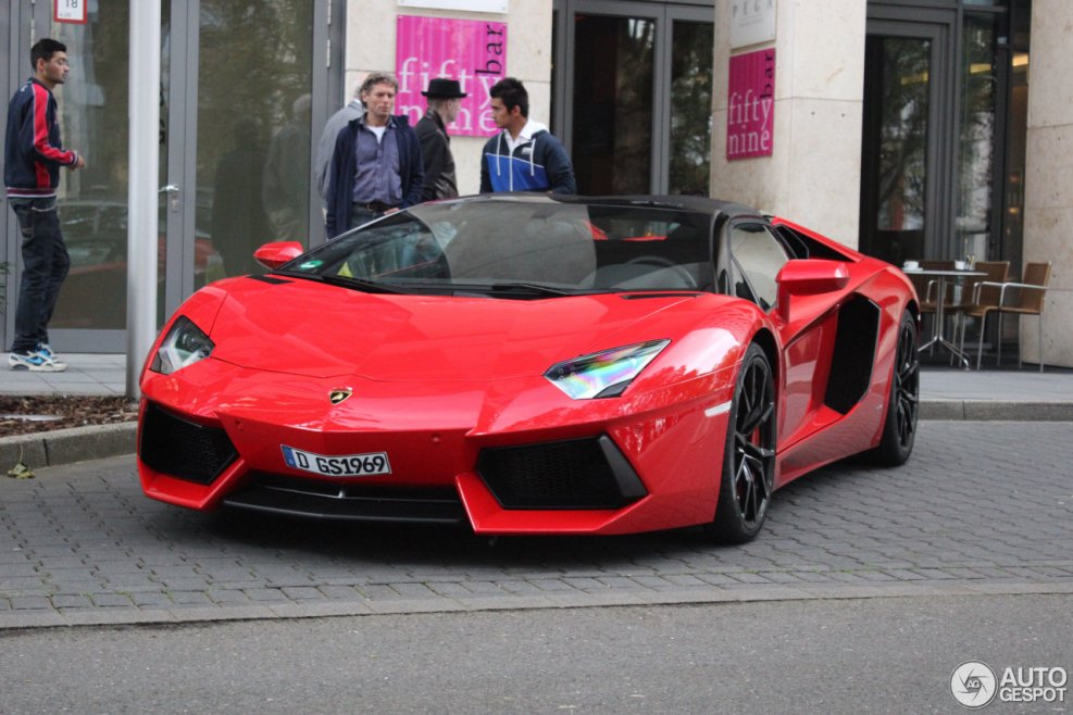 Lamborghini Aventador lp700 4 Roadster Red autumn