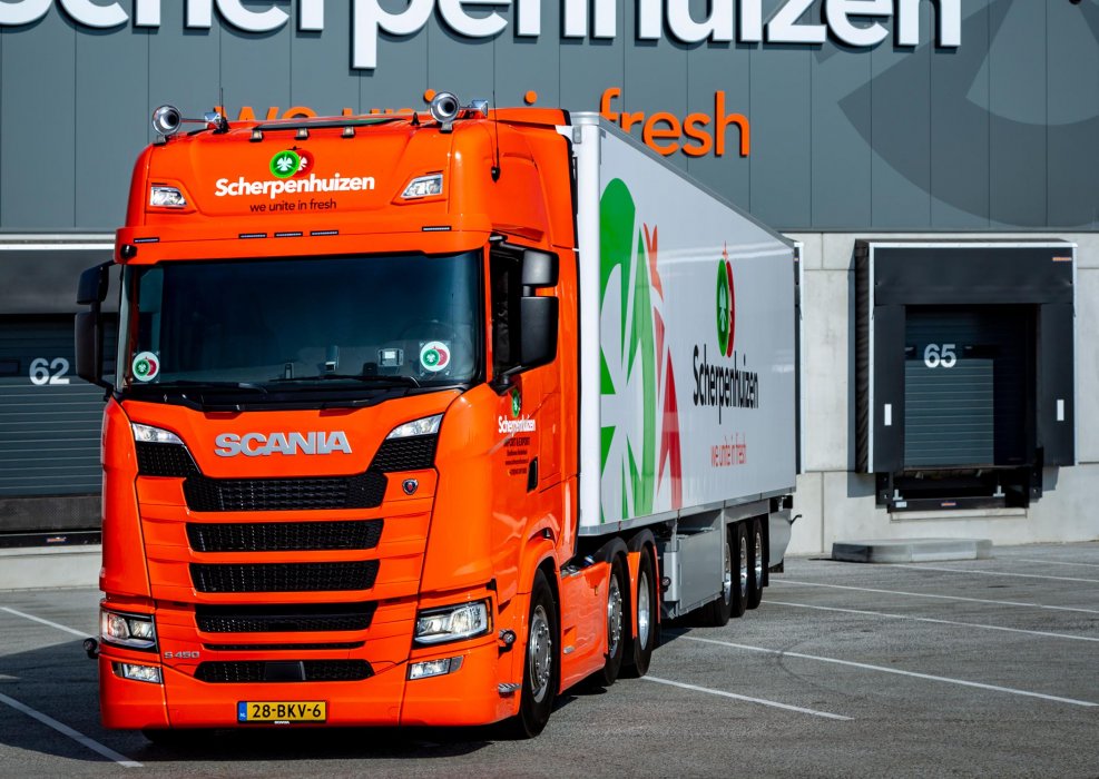 Scania s730 8x2 кран манипулятор