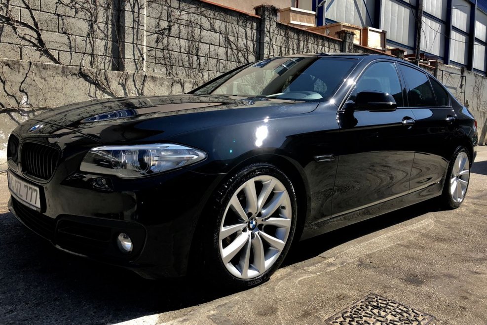 BMW f10 черная