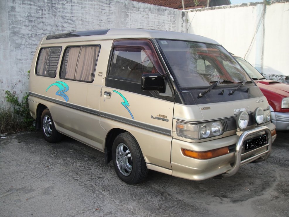 Фото mitsubishi l300