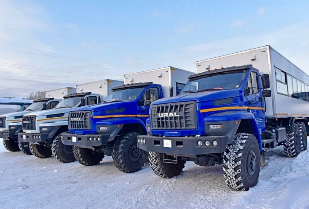 Урал Некст вахтовый автобус