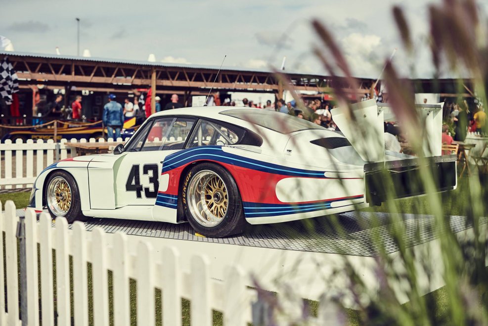 Porsche 911 Moby dick