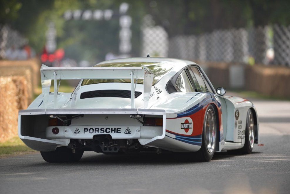 Porsche 935