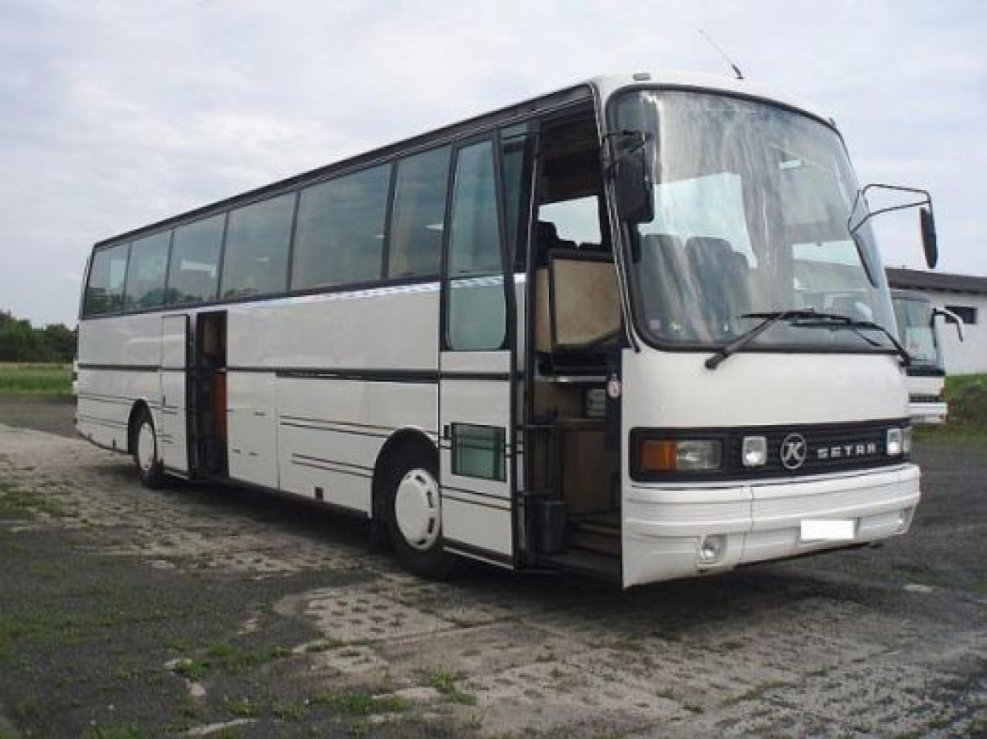 Setra 220