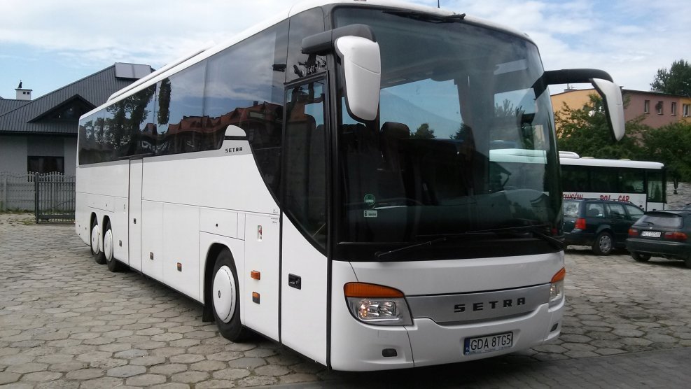 Автобус сетра 683 белый