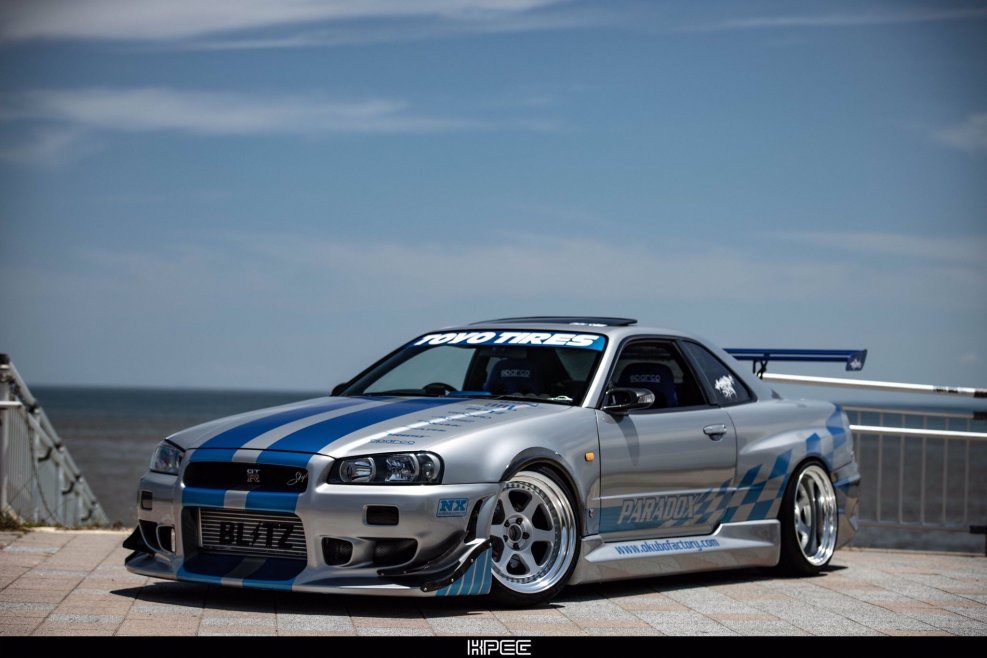 Nissan GTR r34