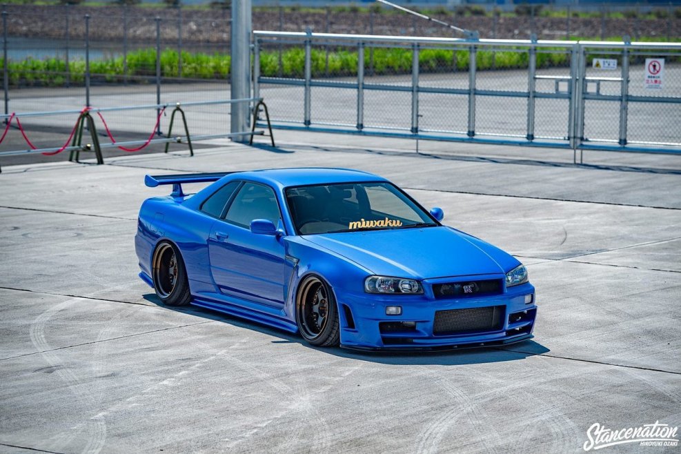 Nissan Skyline r34 gt-r