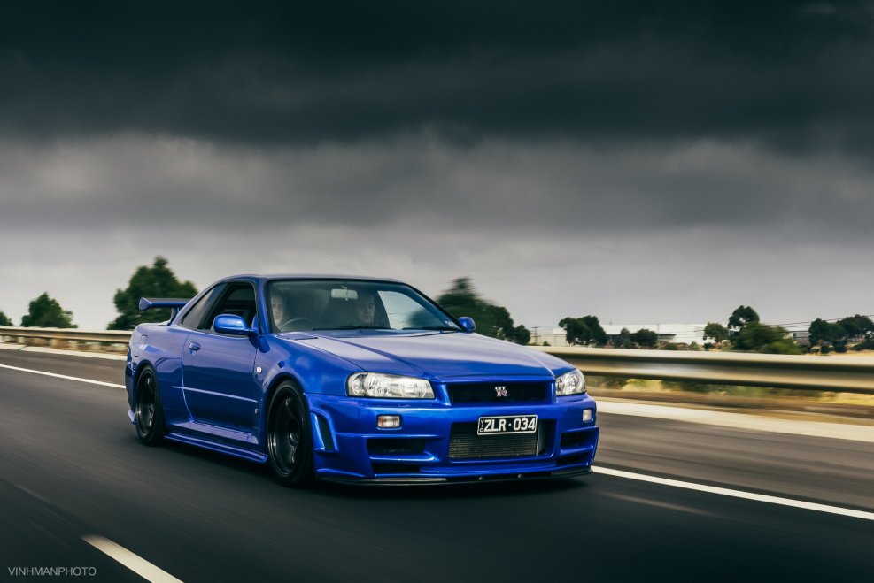 Nissan Skyline r34 GTR В обвесе
