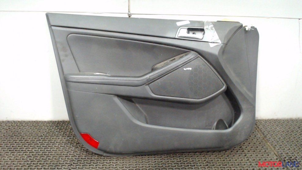 Kia Carens 2 ручка двери