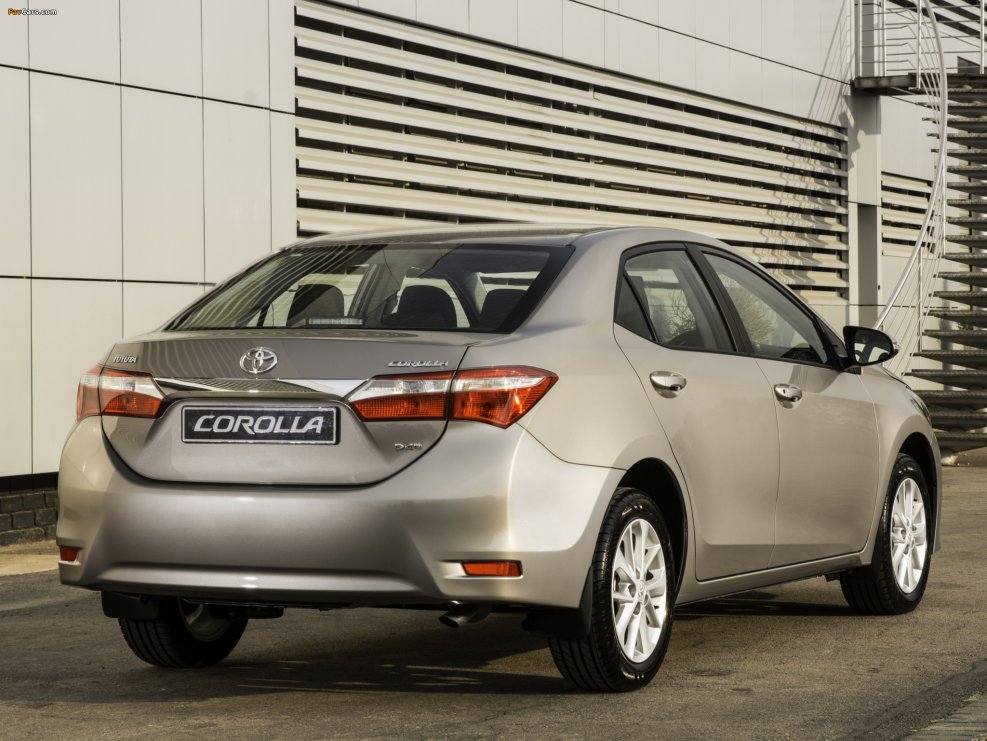 Toyota Corolla e150 черная