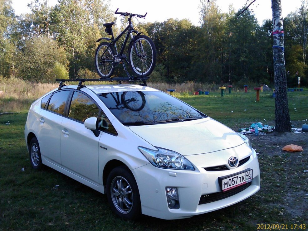 Toyota Camry VIII (xv70)