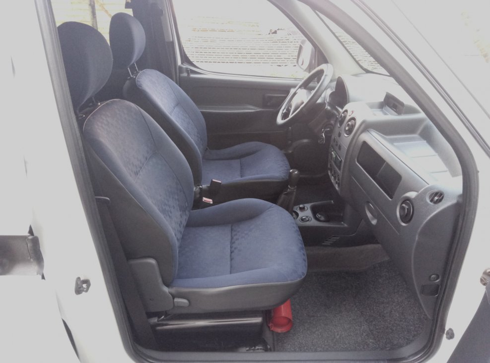 Citroen Berlingo 2007 салон