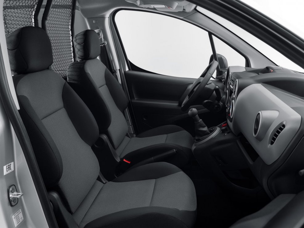 Peugeot partner Crossway салон