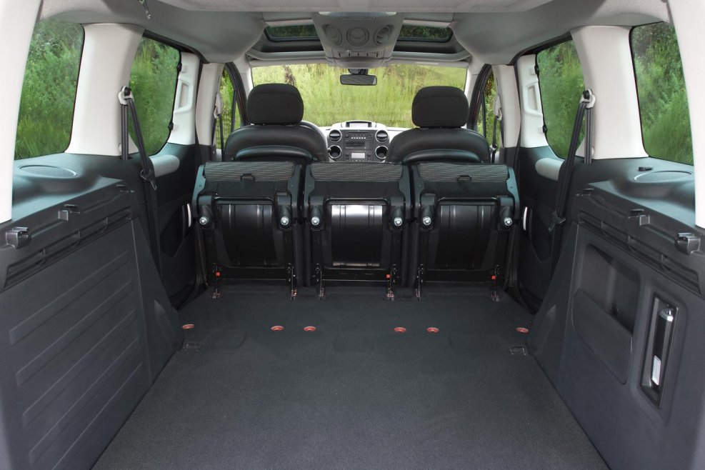 Peugeot partner Tepee 2014 салон