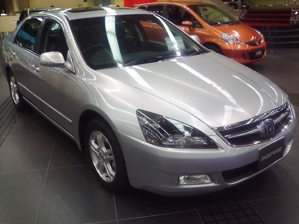 Honda inspire 2004 uc1