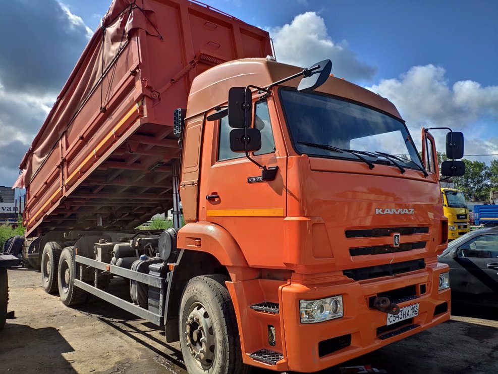 КАМАЗ 6520 самосвал сельхозник