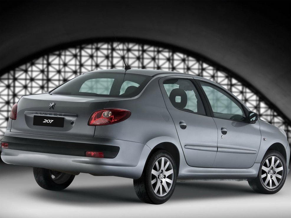 Peugeot 207 Compact sedan