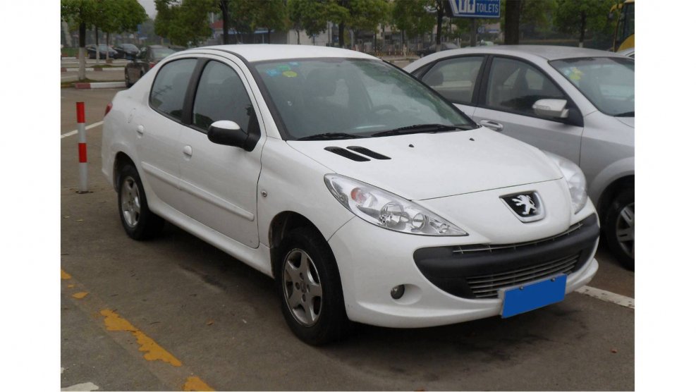 Peugeot 206 седан