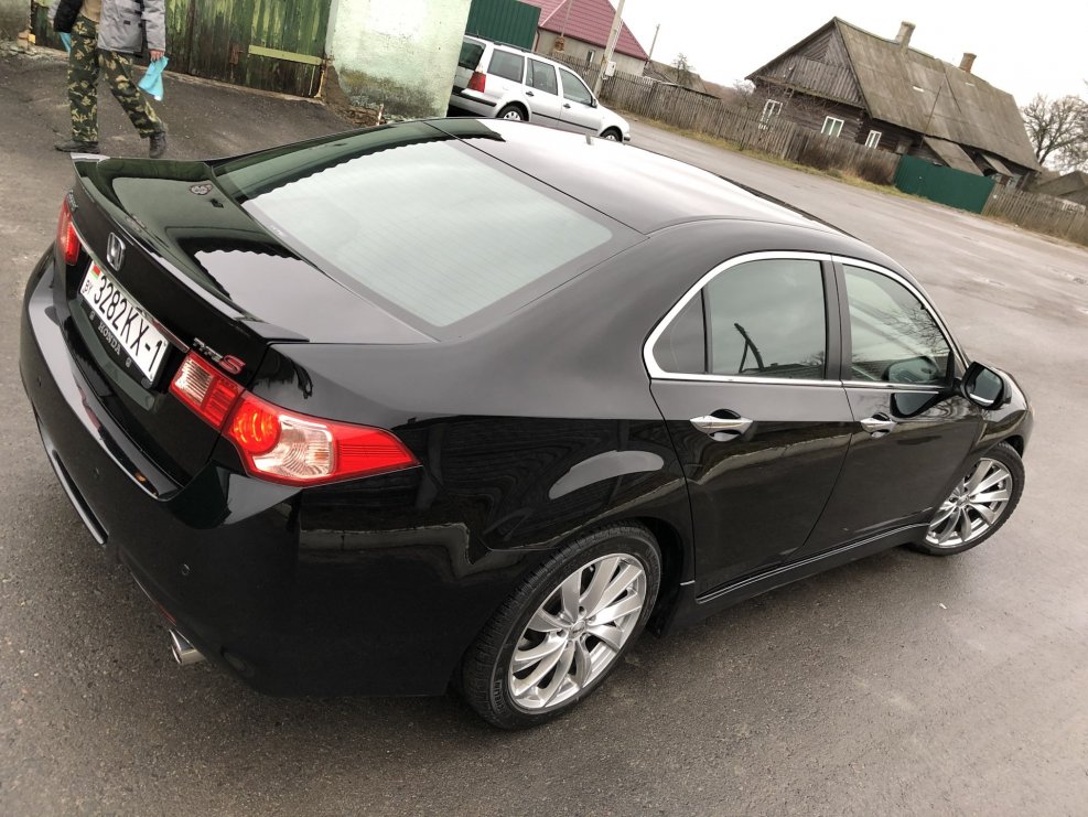 Honda Accord 2008 черная тонированная