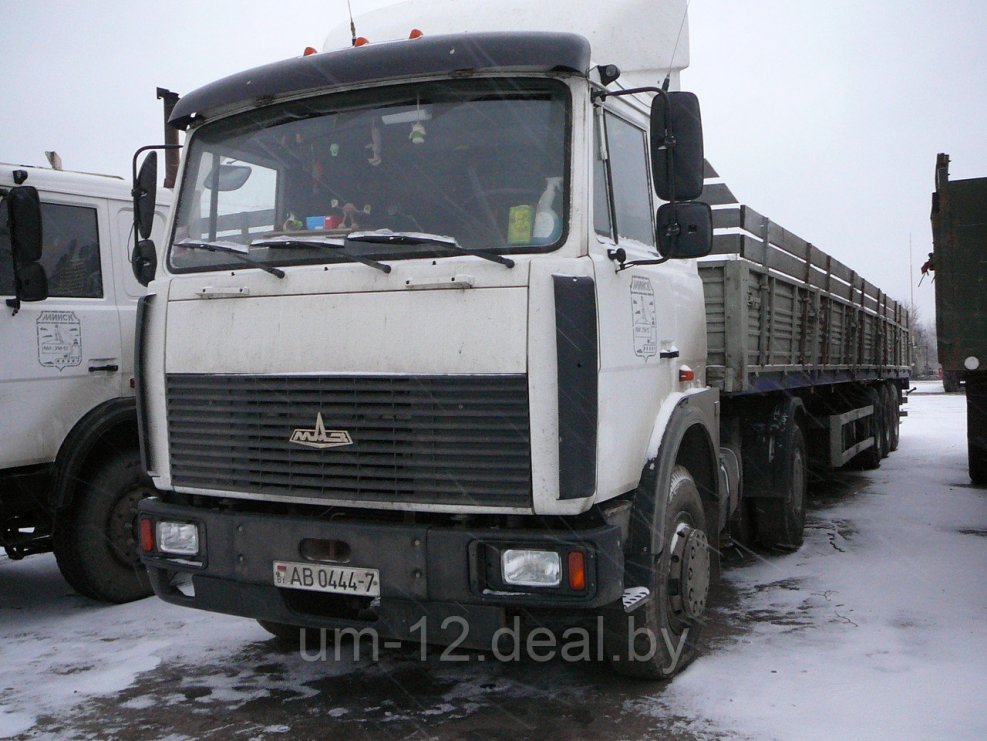МАЗ 543205