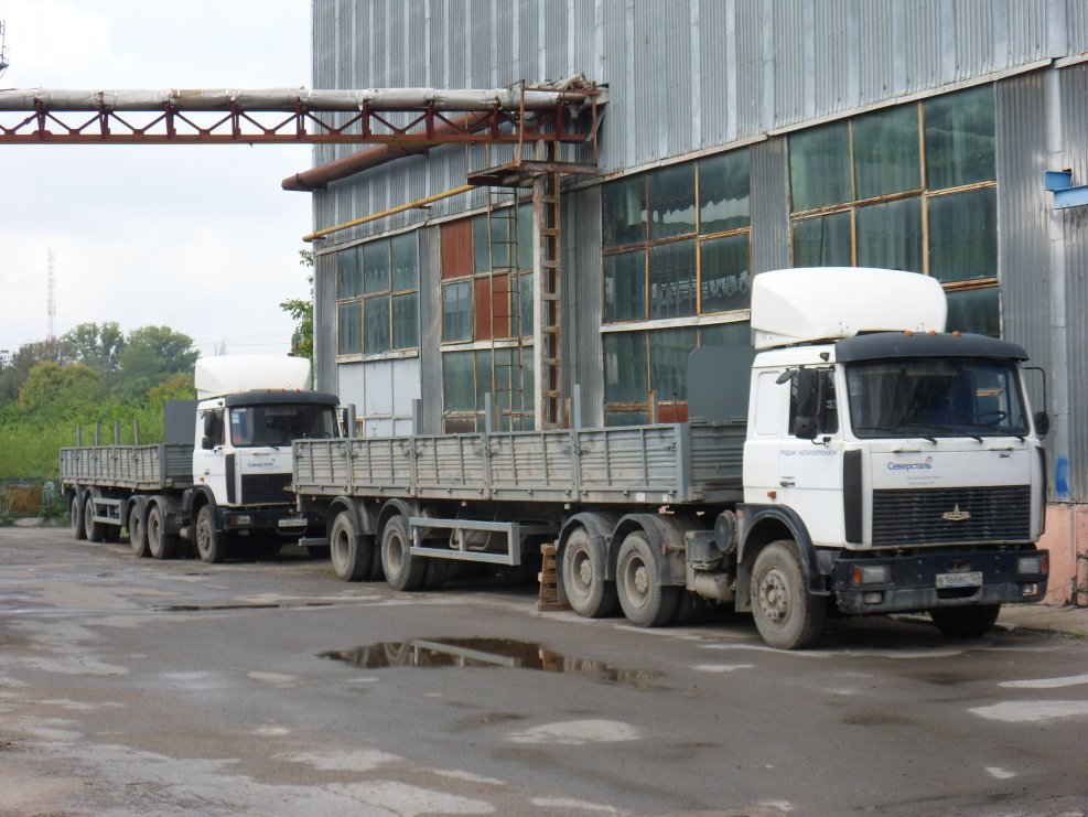 МАЗ 6422 С бортовым полуприцепом