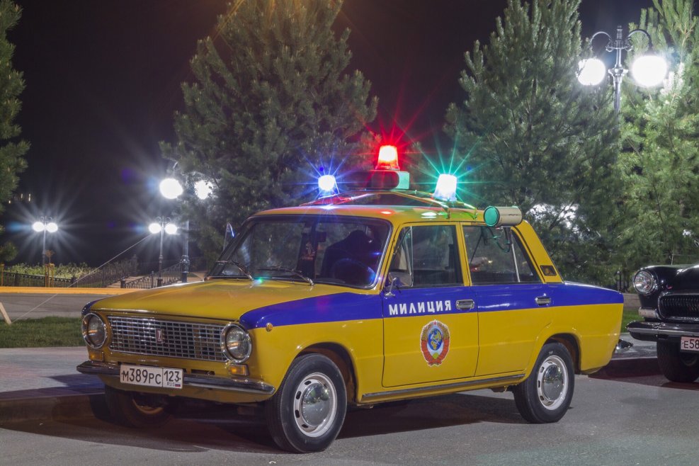 ВАЗ 2106 милиция ГАИ