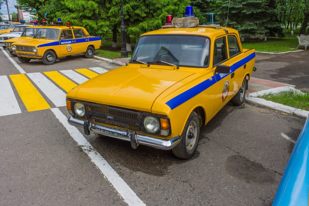 Милицейская машина