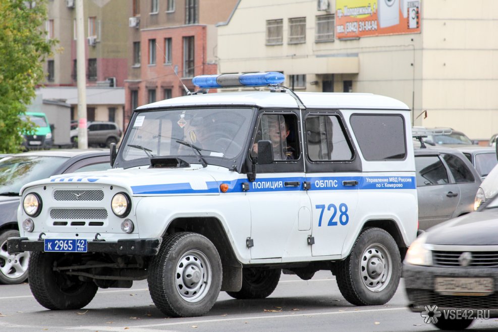 Машина "полиция"