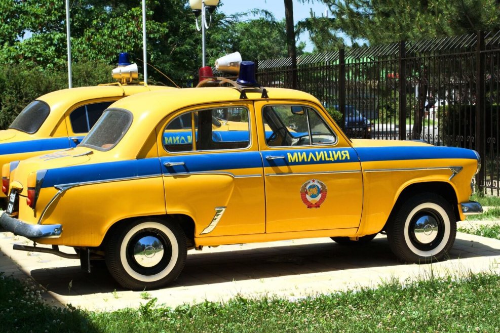 Милицейская машина