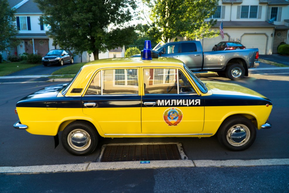 Милицейская машина