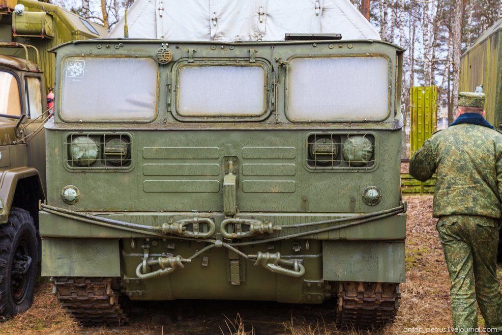 Списанную военную технику