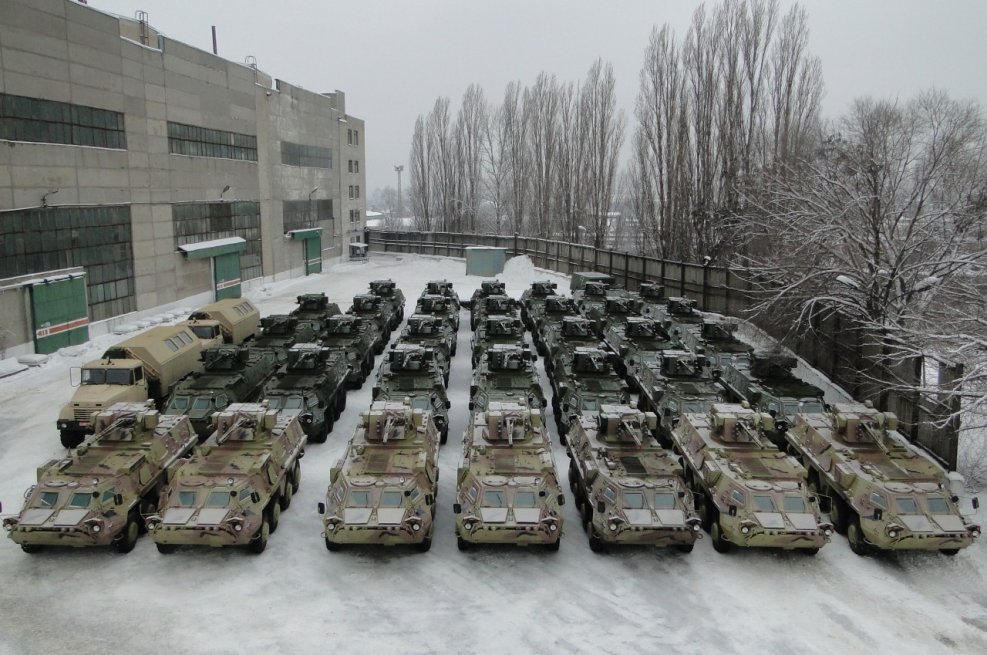Стоянка военной техники