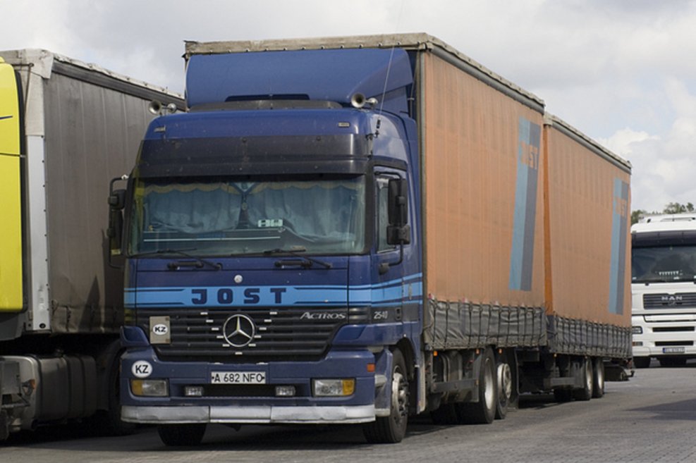 Mercedes Actros mp1