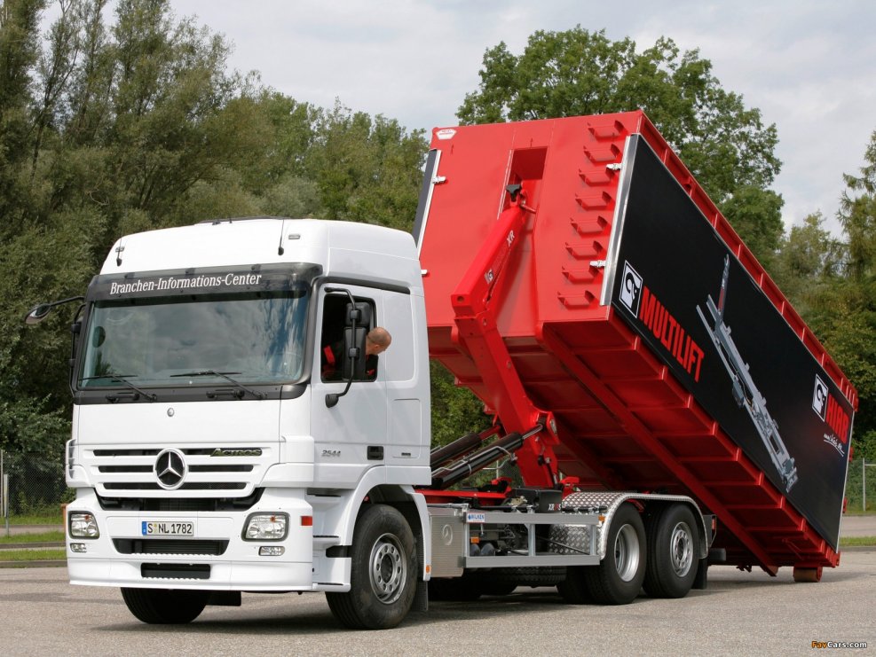 Mercedes-Benz Actros 2544