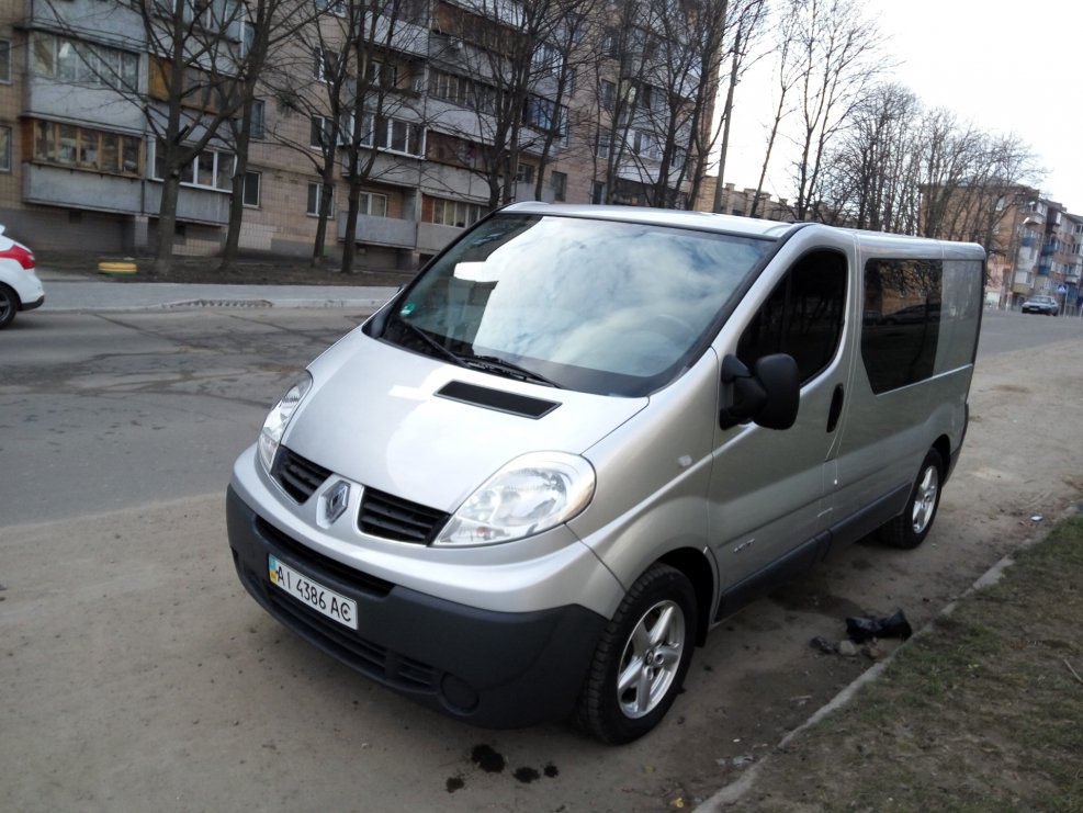 Рено трафик 2010
