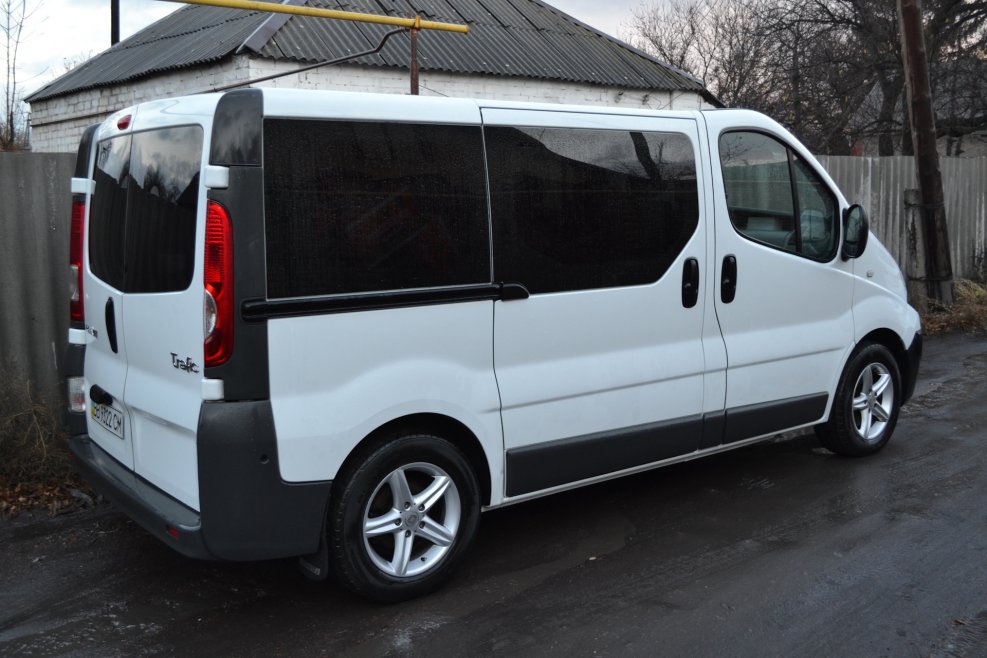 Renault Trafic 2 бензин