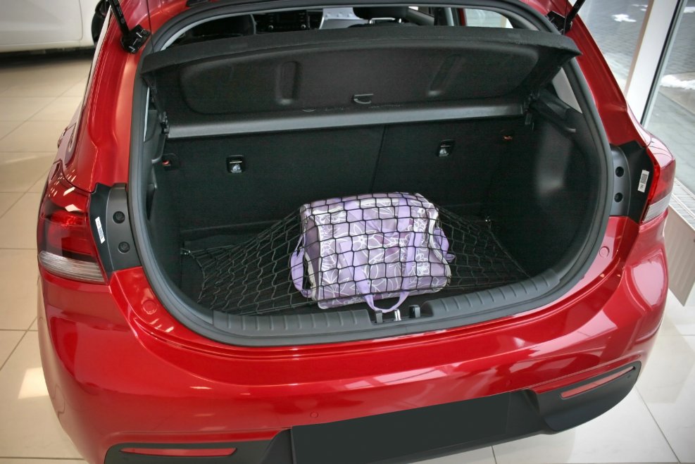 Kia Rio 2017 хэтчбек багажник